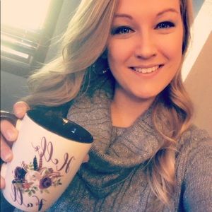 Meet your Posher, Hailey